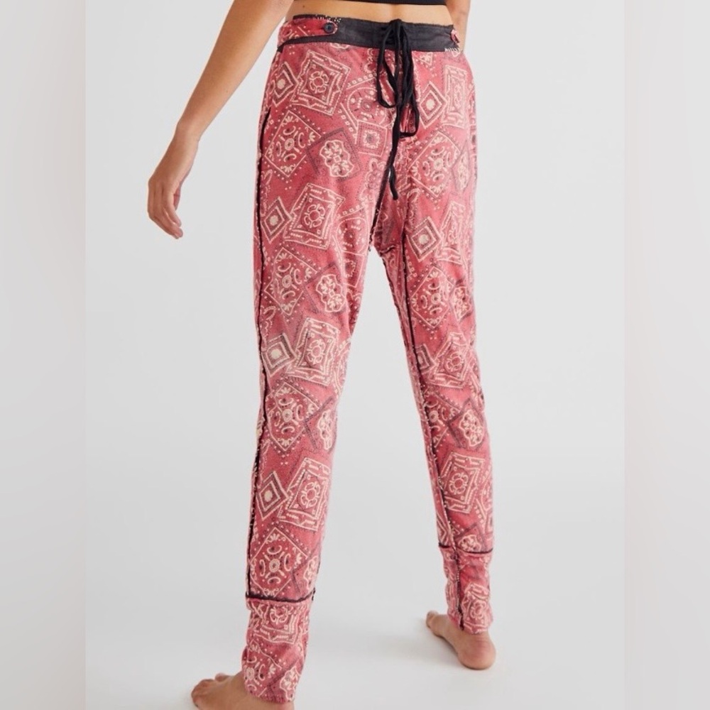 Magnolia Pearl Whistlestop Joggers - Picture 5 of 8